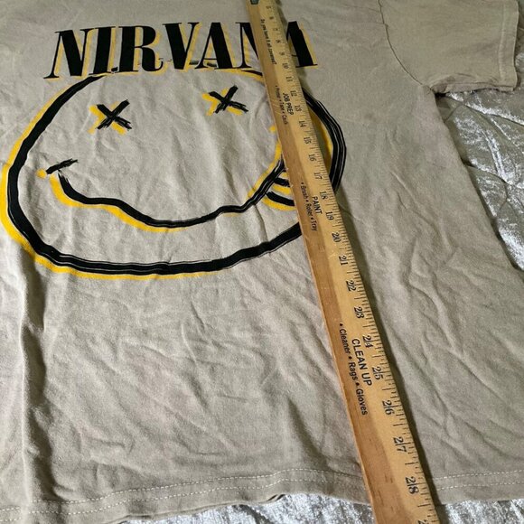 Nirvana Smiley Face licensed band T-Shirt Large unisex - Picture 3 of 7